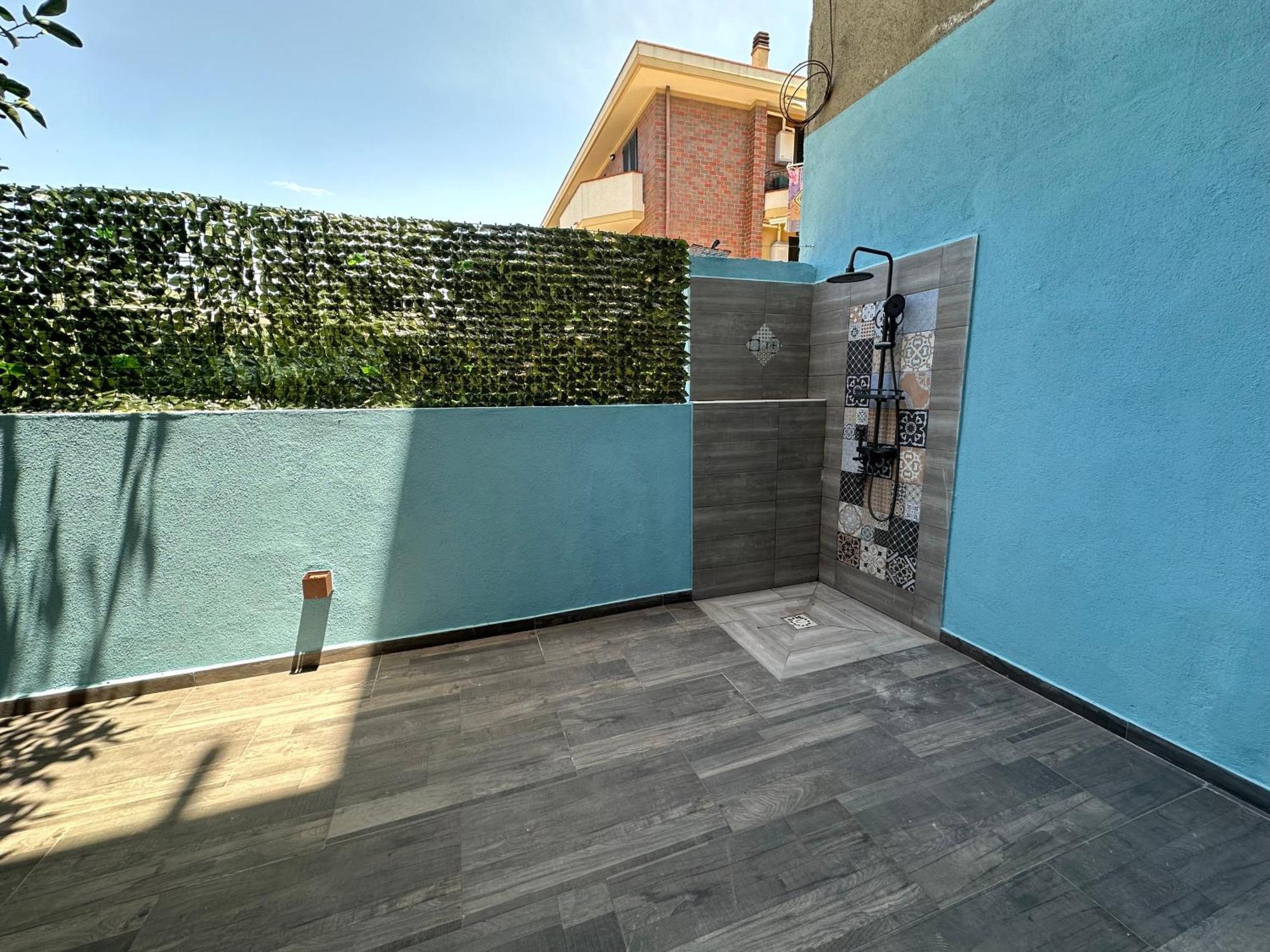 Nathouse Apartment Villafranca Tirrena Exterior photo